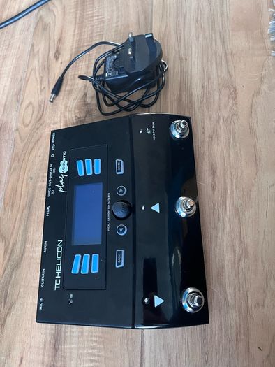 TC Helicon play acoustic