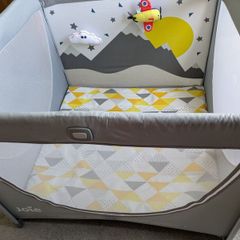 Joie play pen