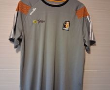 Kilkenny Jersey.  Official Oneills Pre Match / Training Jersey. Collect In Dublin Or Receive Via Post.