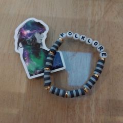 'Folklore' Taylor Swift Friendship Bracelet!
