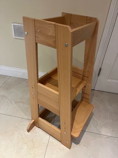 Kids Adjustable Tower Stand