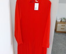 H&M red midi dress