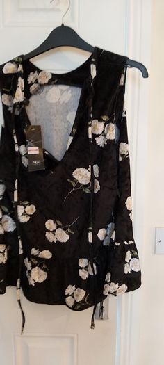 Ladies top