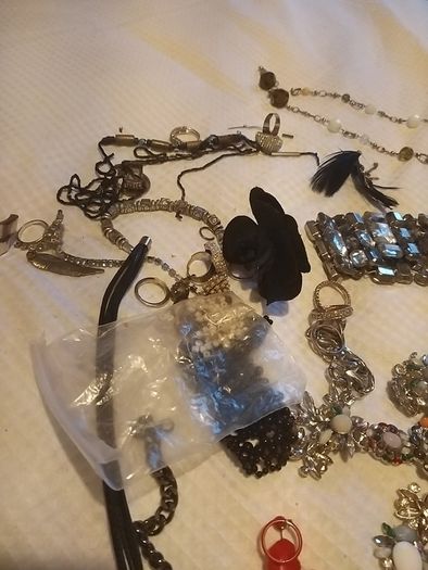 Broken Jewellery