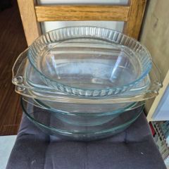 Glass bakeware