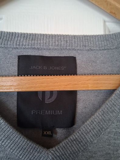 Jack Jones Jumper - Size XXL- New without tags