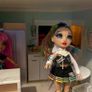 Rainbow High doll house car and dolls Image 3