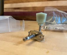 epiphone vintage style machine heads tuners 3x3