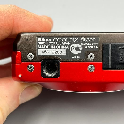 Nikon Coolpix S6300 Red 16.0MP Nikkor 10x Zoom Digital Camera - Full Kit