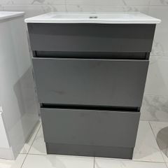 Special offer deal Brand New 600 Anthracite Floor Standing Unit and Basin
