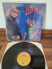 Lita Ford - Dancin' on the Edge