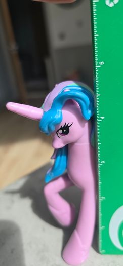 Large 5 inch Princess Celestia Moulded Vinyl Figure MLP G4 My Little Pony 2010