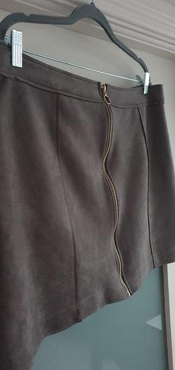 DUNNES faux suede skirt Sz 16