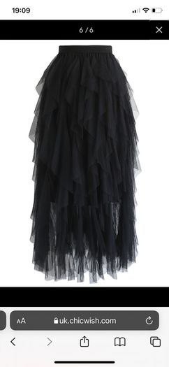 Never worn Size S-M NEW Black tiulle skirt