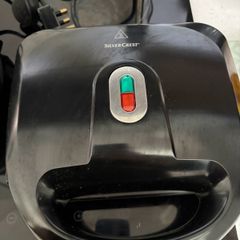 Sandwich maker