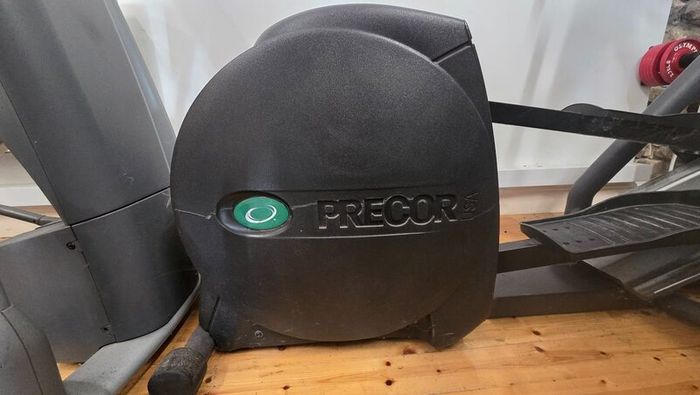 Teca Elliptical Machine,Precor CrossTrainer,Back P