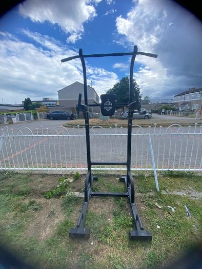 pull up bar