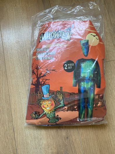 Kids Skeleton costume 4-6 years