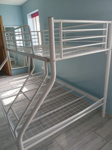 bunk bed