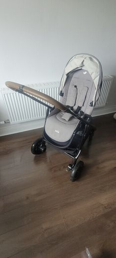 Joie Travel System - Buggy, Carrycot, Car Seat, isofix base