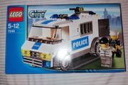 Lego City 7245 (Prisoner Transporter)