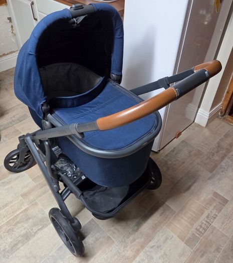 UPPAbaby Vista 2 with accessories cosy ganoosh, cup holder, organiser