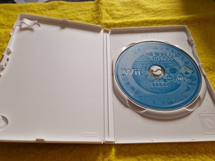 The Golden Compass The official videogame Nintendo Wii Original