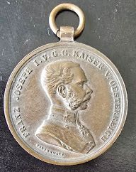 WWI Austria-Hungary Army Franz Joseph I Kaiser Bronze Bravery Medal