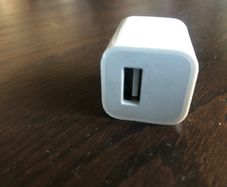 Apple USB wall charger for US