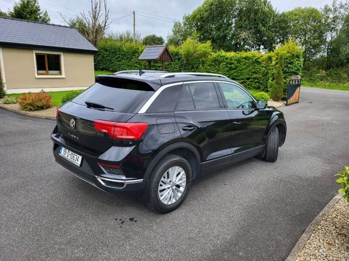 Volkswagen T-Roc 2019