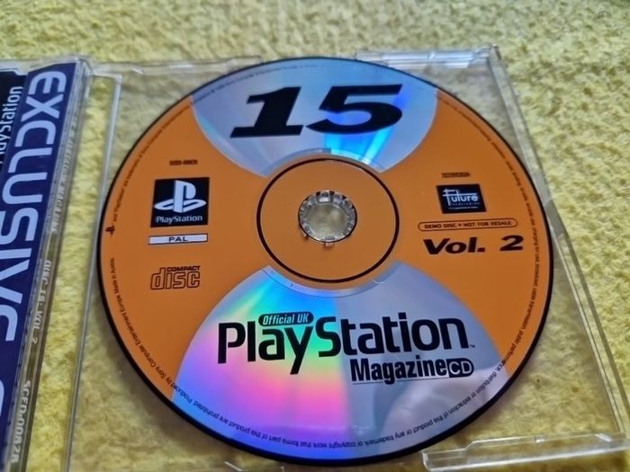 Demo 15 volume 2 Official Uk PlayStation magazine