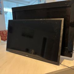 2 Tvs