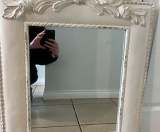 Mirror - distressed paint effect