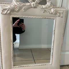 Mirror - distressed paint effect