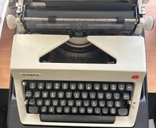 Olympia SM9 typewriter