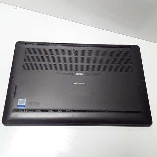Dell Latitude 7410 | Intel Core i5-10310U | 8GB RAM | 256GB M.2 SSD | 14" HD Laptop