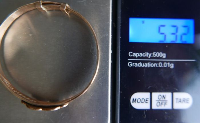 Vintage Child's Rolled Gold Engraved  Bangle Bracelet 2" - 5,32g