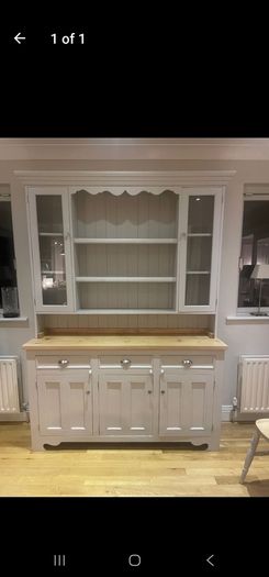 Dresser (top half)
