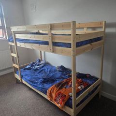 kid's bunk bed