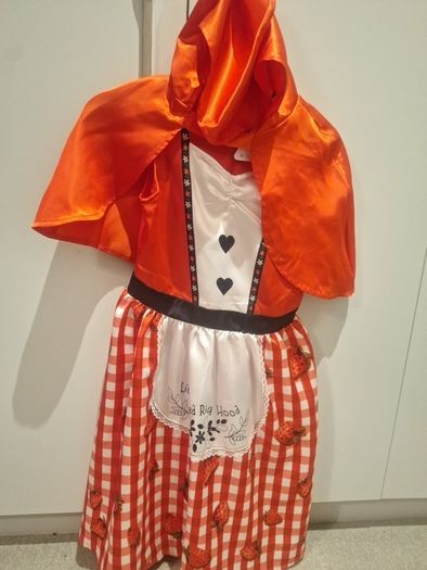 Little Red Riding Hood girls Halloween costume Age 7-8.  Brand new with tags.