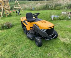 Stiga Estate 2398 HW ride on lawnmower