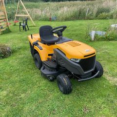 Stiga Estate 2398 HW ride on lawnmower