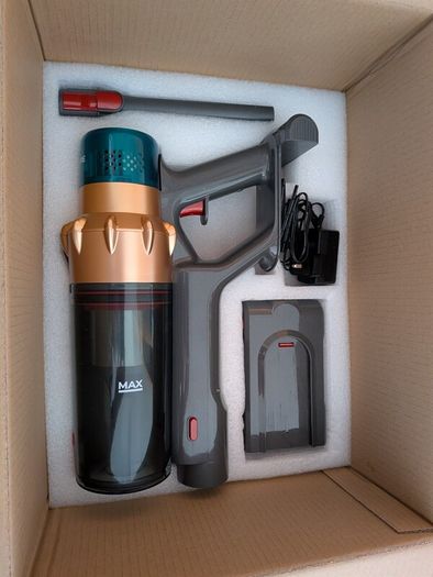 Smoture cordless vacuum cleaner - practically brand new