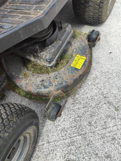 ride on lawnmower