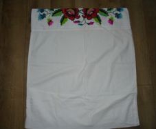 Embroidered pillowcases