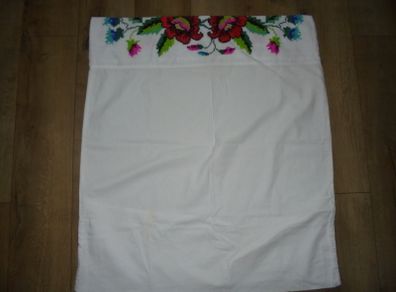 Embroidered pillowcases