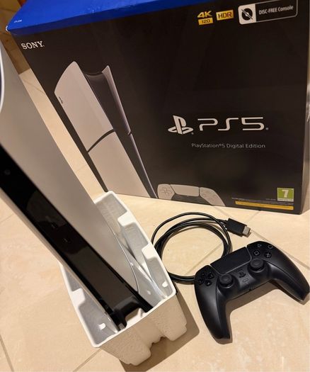 PS5 Slim digital edition 1TB