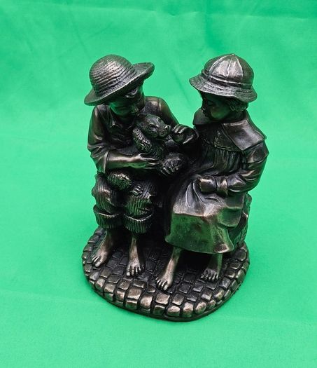 Genesis Fine Arts W1 Puppy Love Boy & Girl Bronze Figurine Ornament
