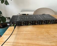 Art HeadAmp6 PRO 6 channel headphone amp