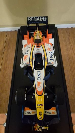 A 1:6 scale (32 inches long Formula 1 car) limited edition model of the 2007 Season ING Renault R27 F1 Team car